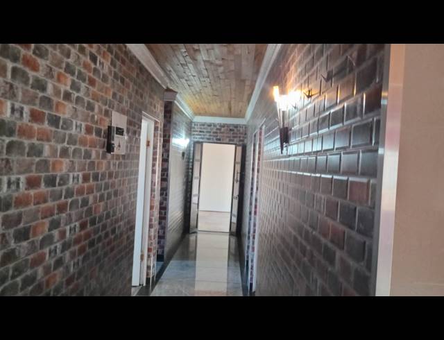 4 BEDROOM HOUSE FOR SALE IN MALVERN